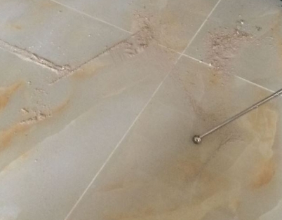 沧州市瓷砖空鼓维修公司分享粘合剂选择不当在瓷砖铺贴过程中可能导致以下问题